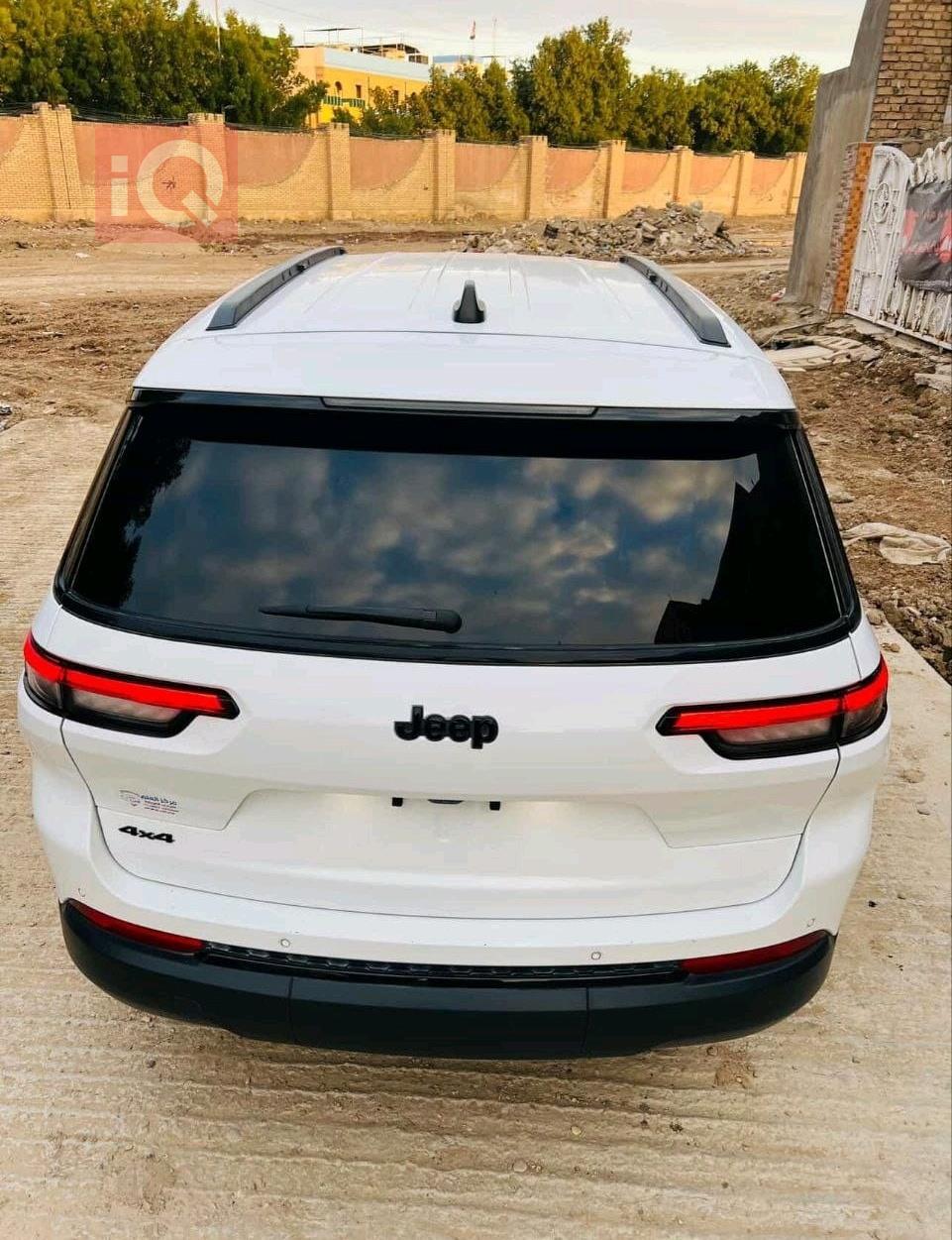 جیپ L گراند شیرۆکی